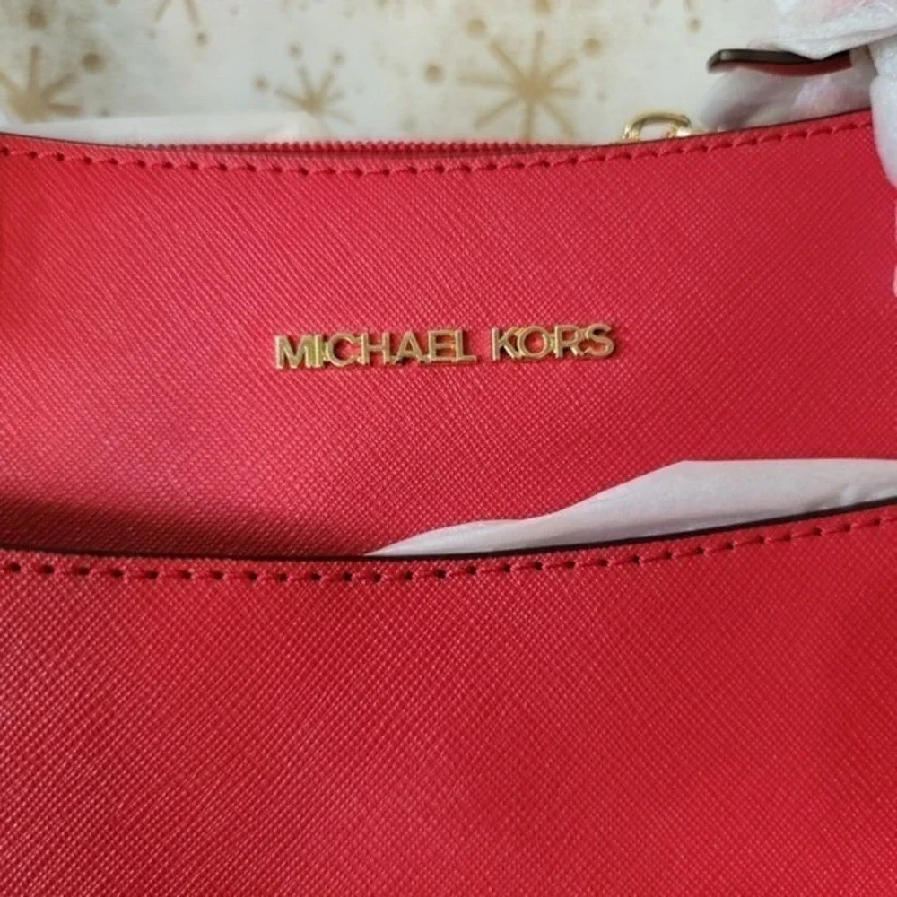 Michael Kors Red Tote‎ Bag with Structured Design - Picture 2 of 16